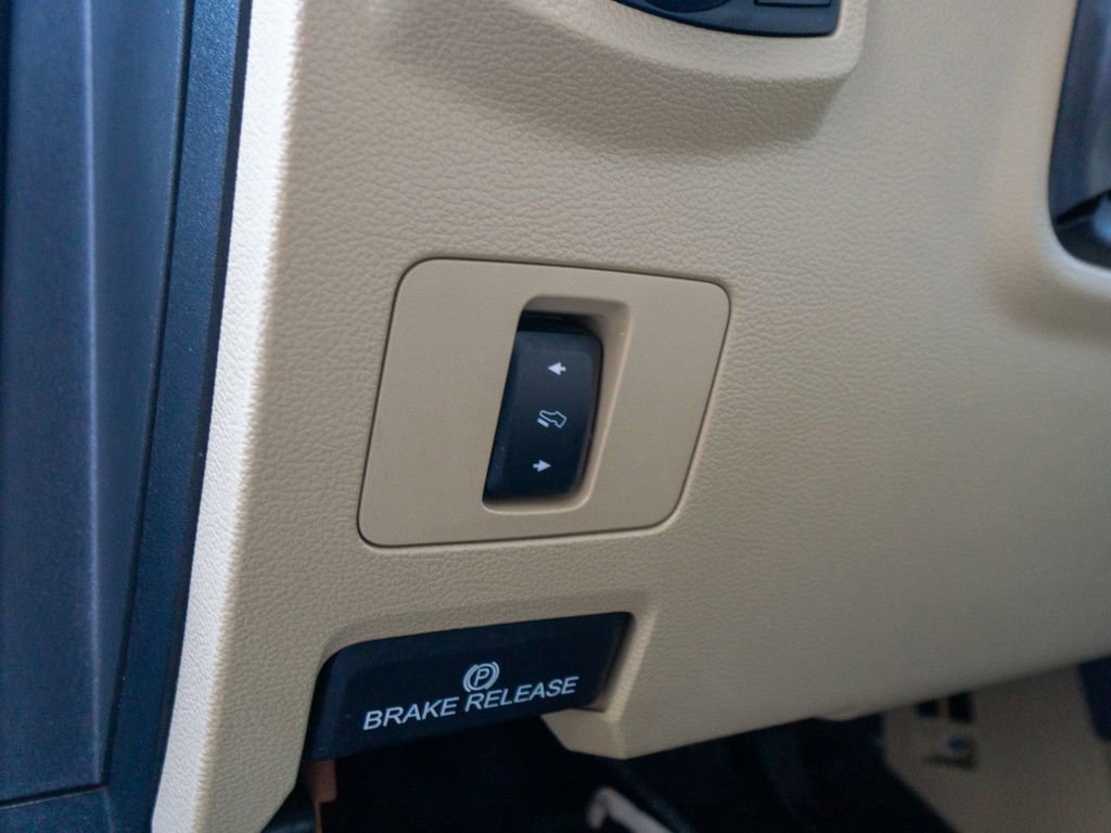 Used 2021 Ford F250 Lariat w/ Chrome Package image 22