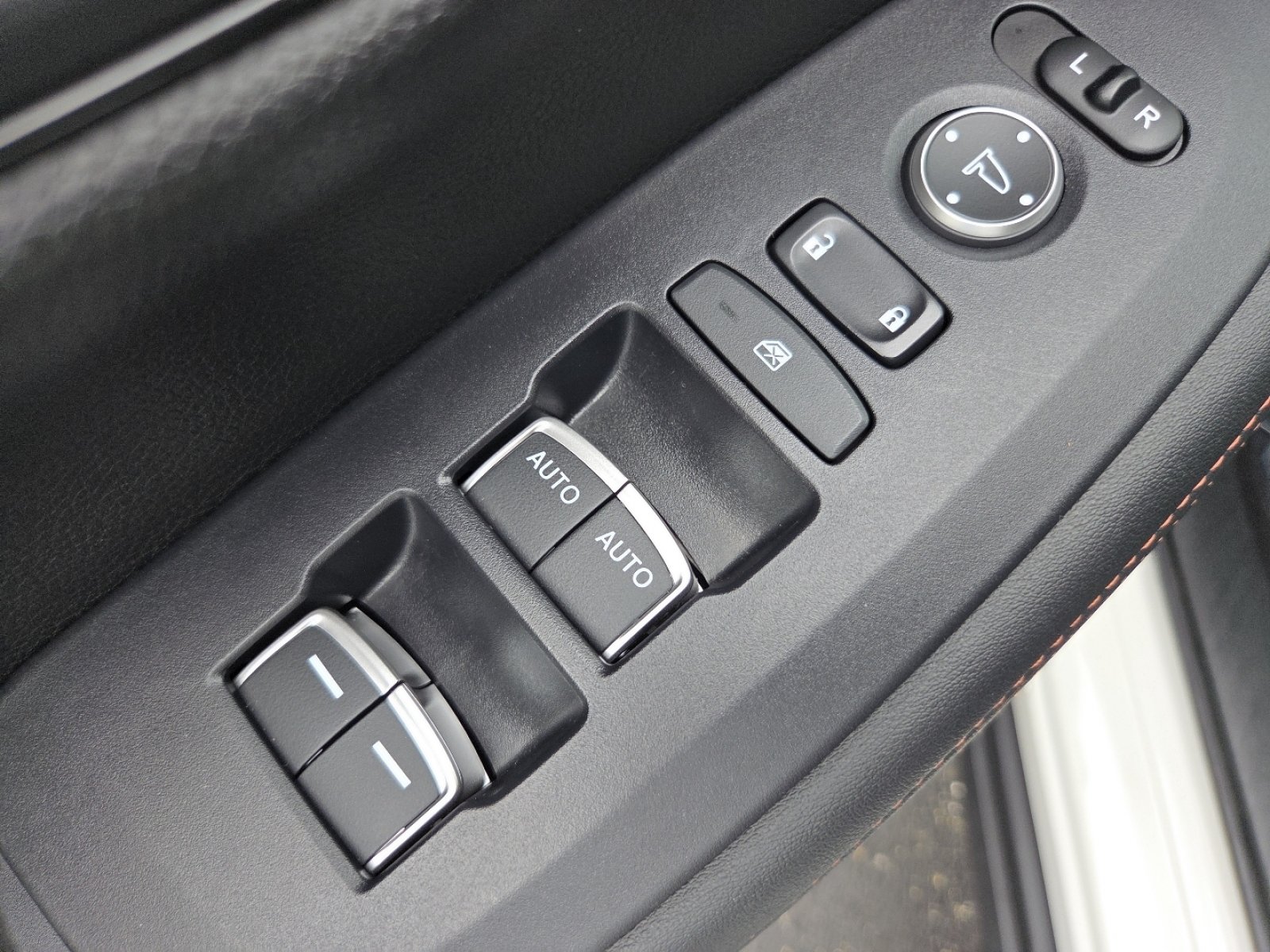 Used 2024 Honda HR-V Sport image 28