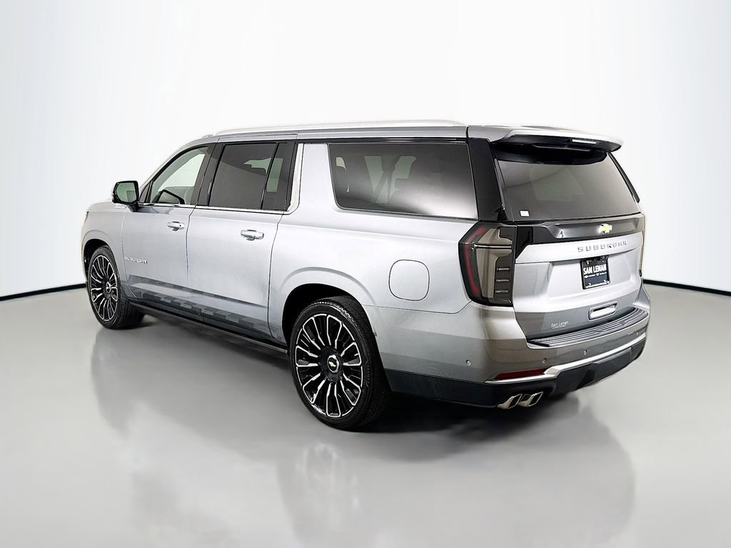 Used 2025 Chevrolet Suburban High Country AWD/4WD image 5