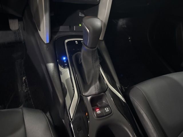 Used 2025 Toyota Corolla Cross XLE w/ Convenience Package AWD/4WD image 18