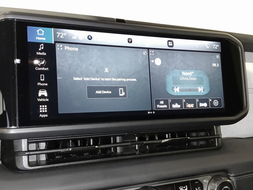 Used 2025 Jeep Wrangler Unlimited Sahara image 21