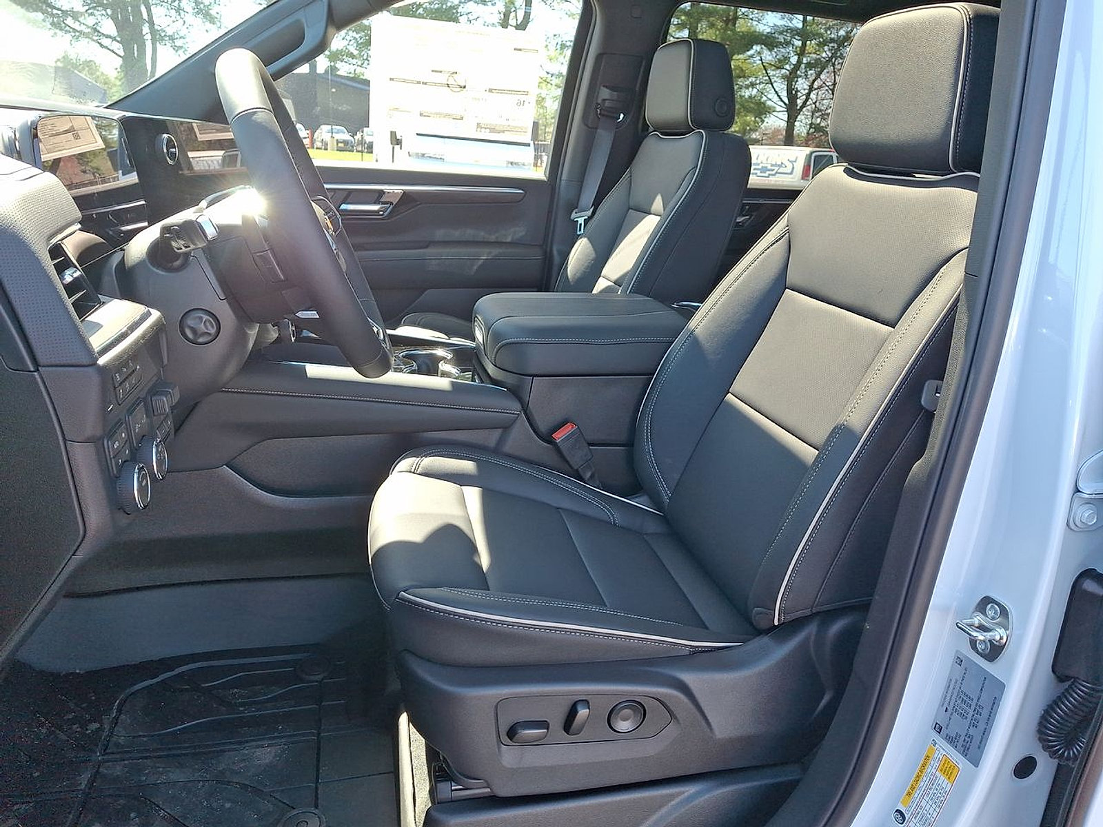 New 2026 Chevrolet Suburban Premier w/ Sun And Tow Package image 14