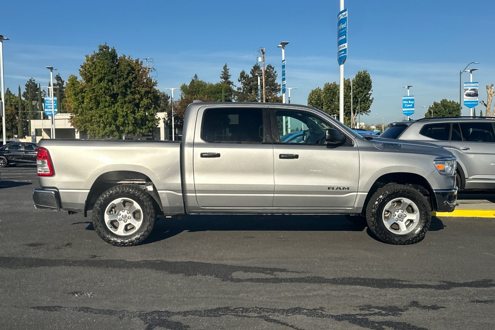 Used 2019 RAM 1500 Tradesman AWD/4WD image 8