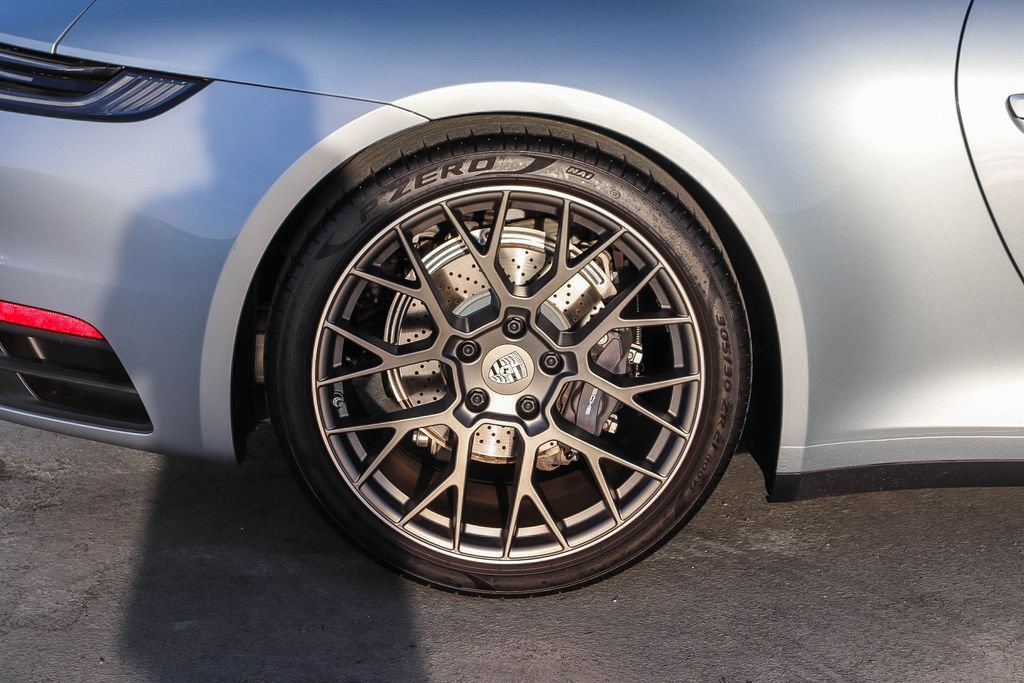 Used 2022 Porsche 911 Carrera RWD image 12