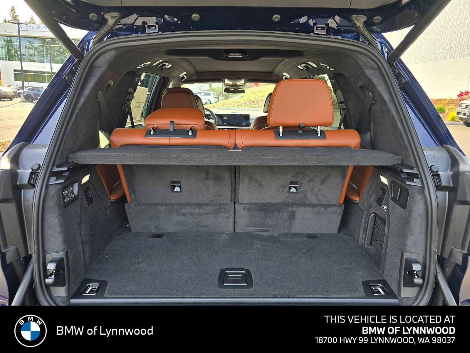 New 2026 BMW X7 M60i image 17