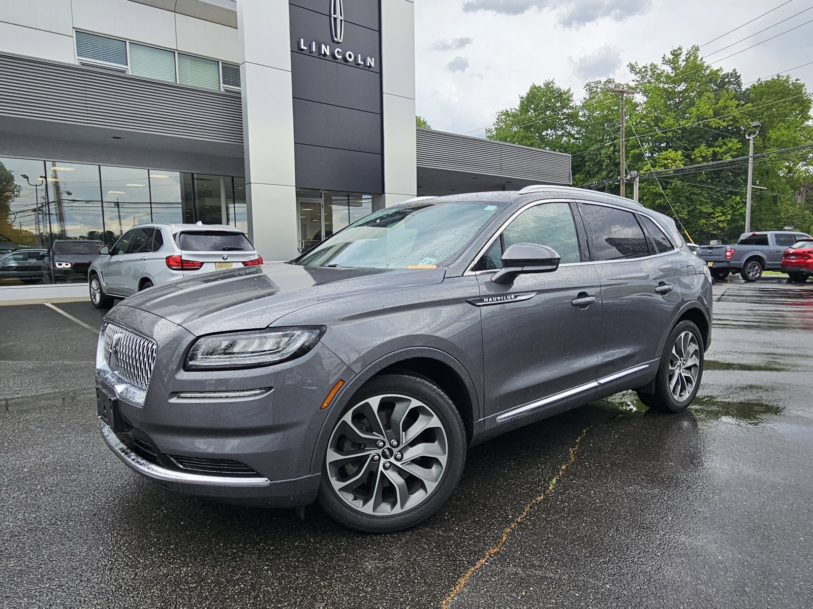 Used 2023 Lincoln Nautilus Reserve AWD/4WD image 1