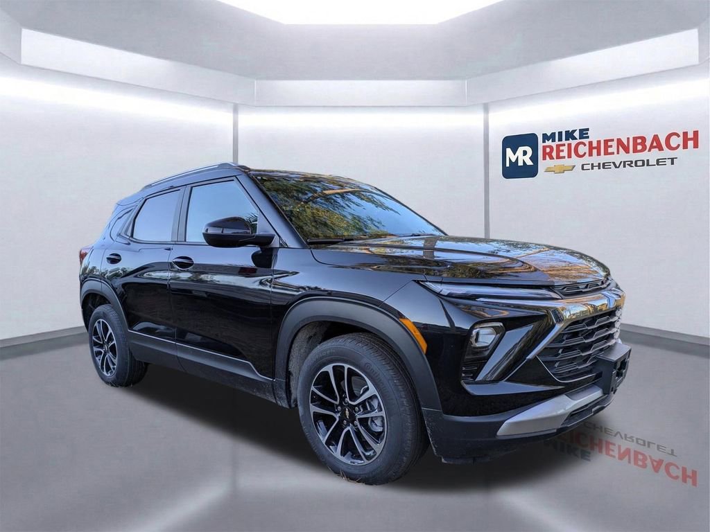New 2026 Chevrolet TrailBlazer LT w/ Driver Confidence Package image 2