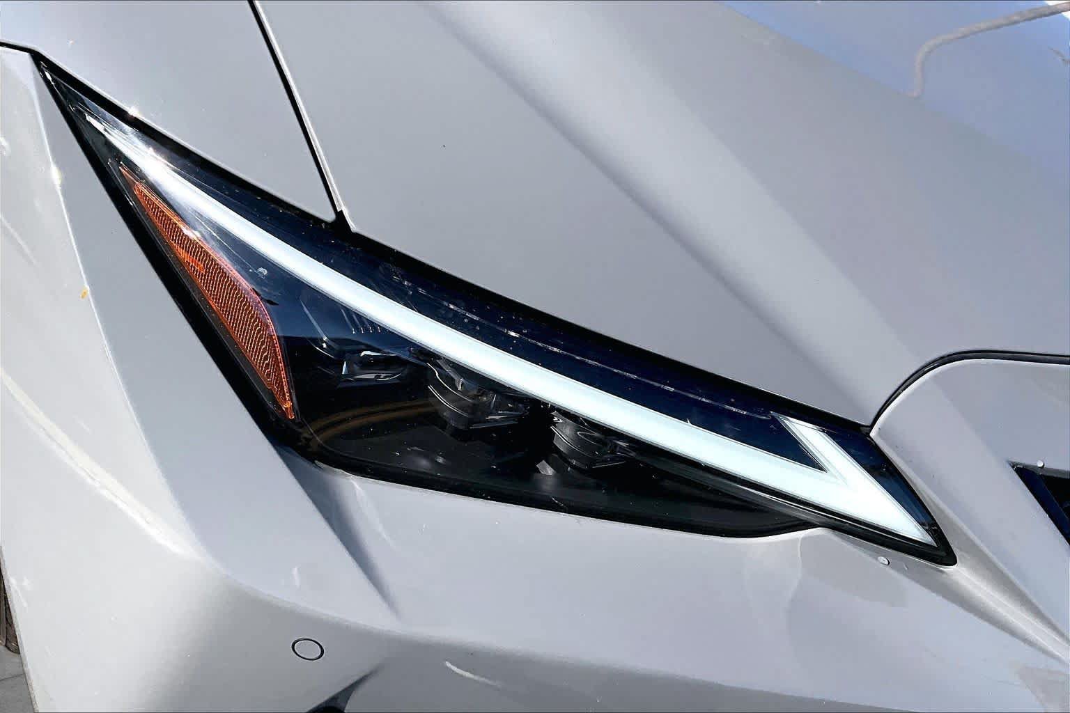 Used 2024 Lexus IS 350 F Sport w/ Navigation Package RWD image 26