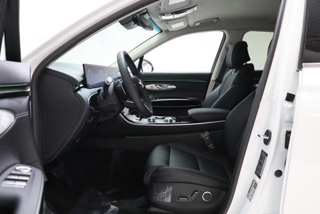 New 2026 Genesis GV70 2.5T AWD/4WD image 16