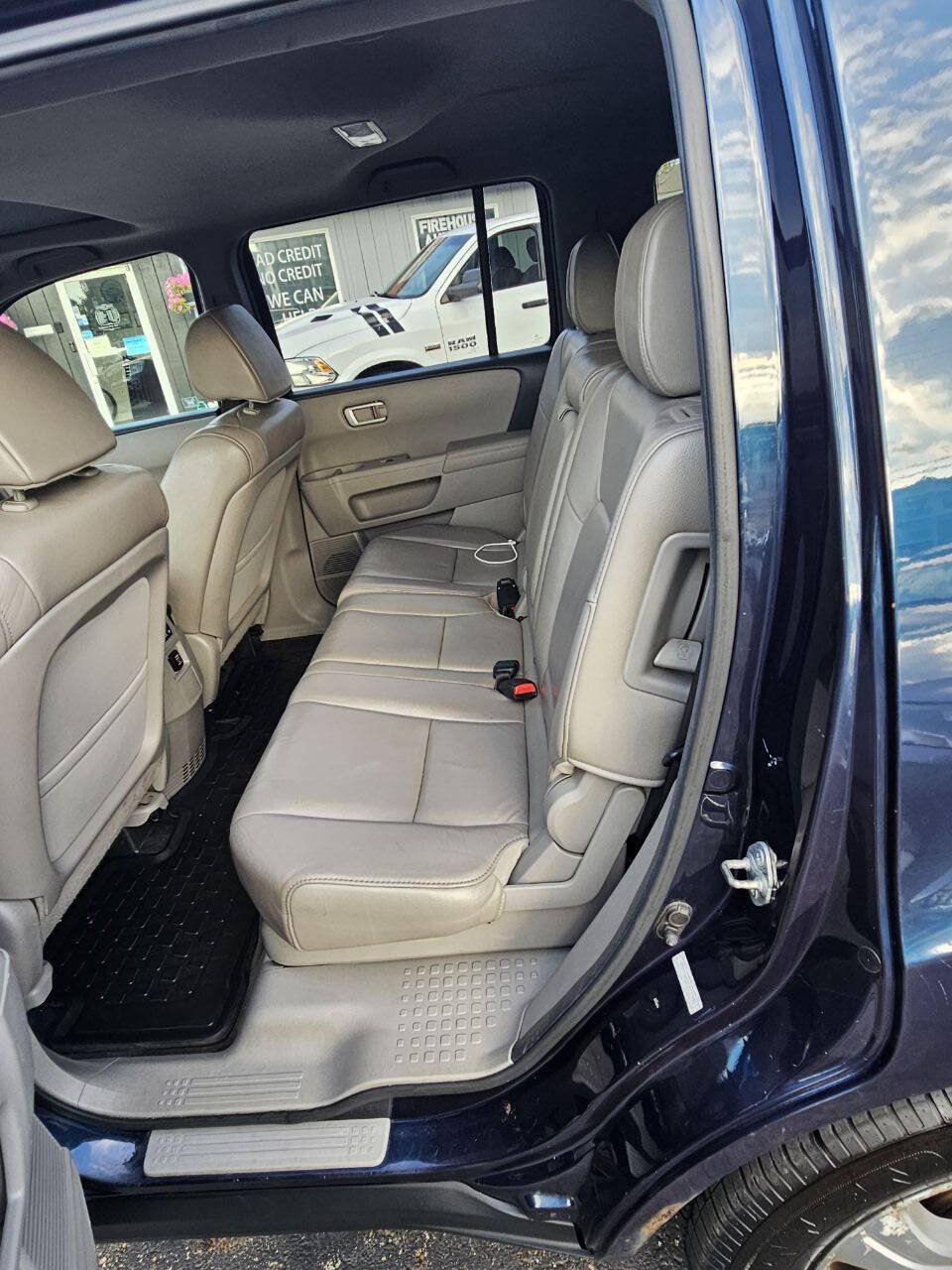 Used 2012 Honda Pilot EX-L image 17