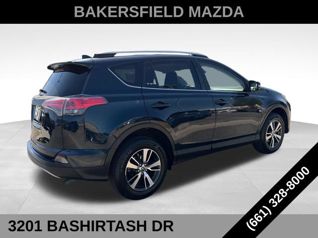 Used 2018 Toyota RAV4 XLE FWD image 5