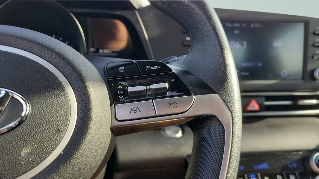 Used 2023 Hyundai Elantra SEL image 26