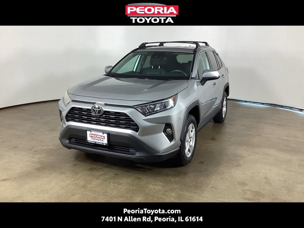 Used 2020 Toyota RAV4 XLE AWD/4WD image 1