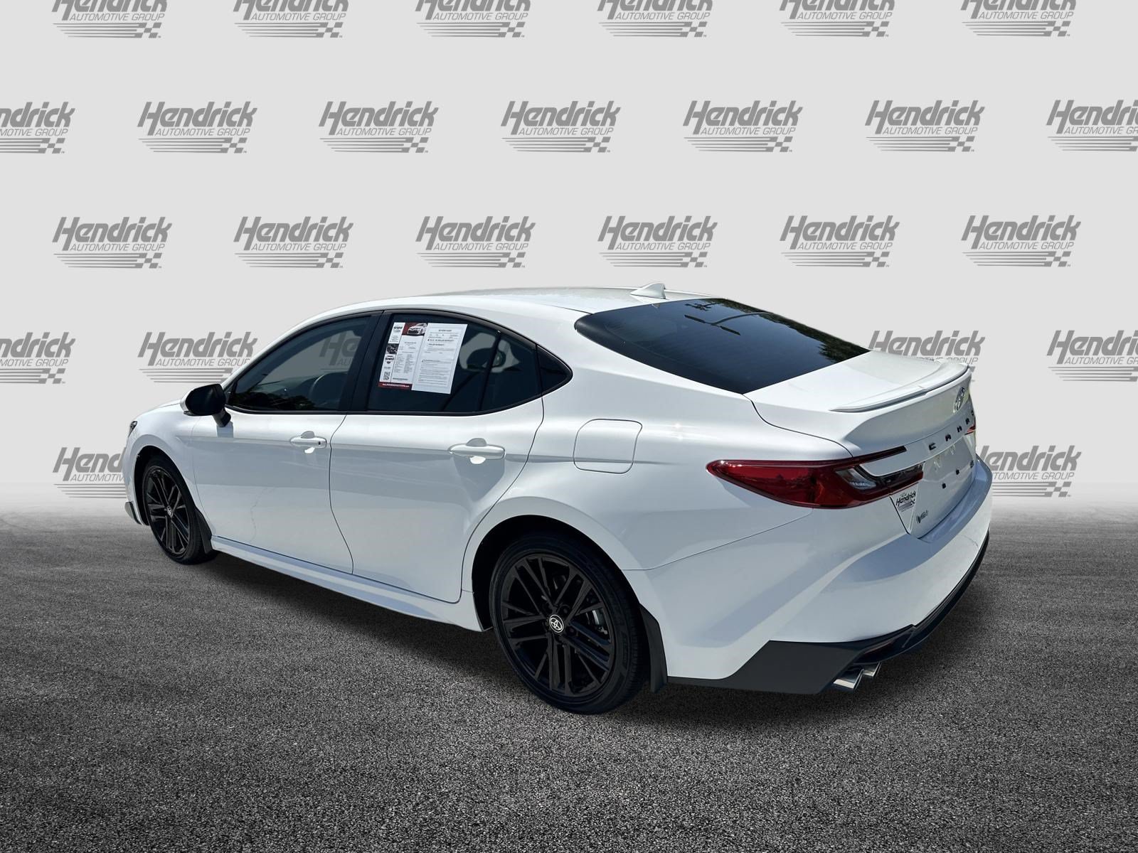 Used 2025 Toyota Camry SE FWD image 8