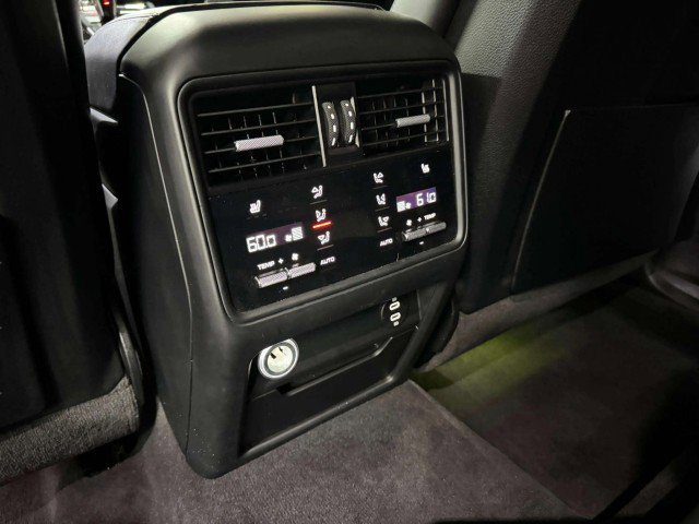 Used 2022 Porsche Cayenne Turbo GT image 41