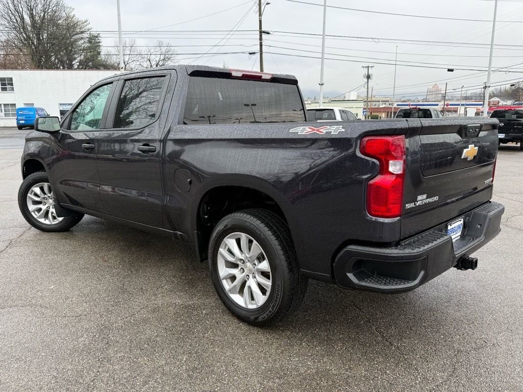 Used 2022 Chevrolet Silverado 1500 Custom image 6