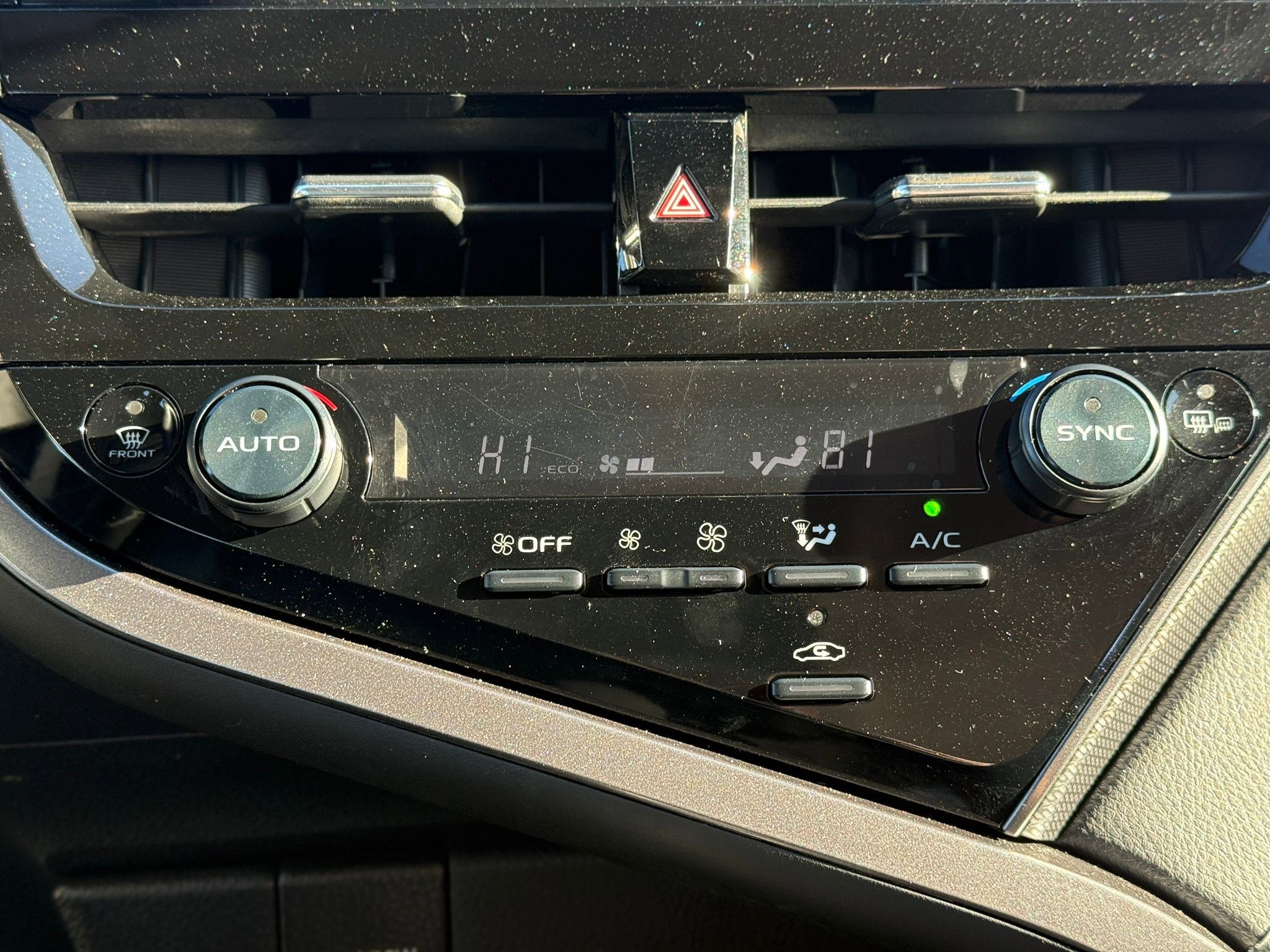 Used 2023 Toyota Camry XSE FWD image 25