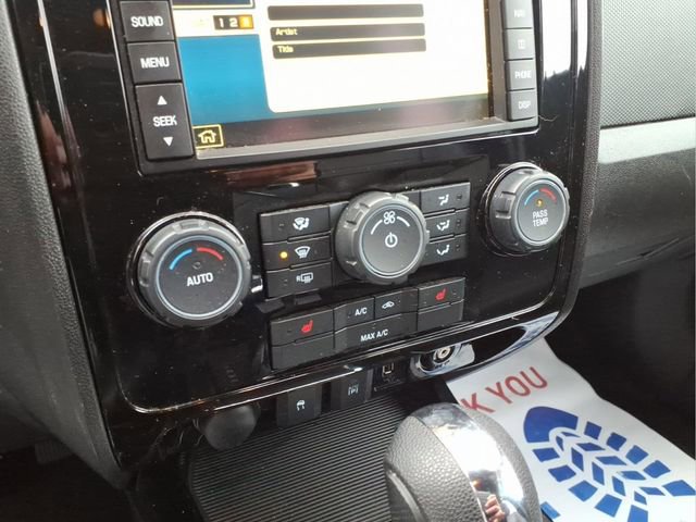 Used 2010 Ford Escape Limited image 19