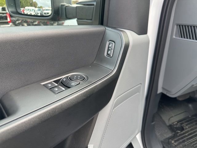 New 2026 Ford F550 4x4 Regular Cab Super Duty image 11