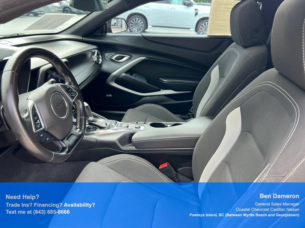 Used 2019 Chevrolet Camaro LT w/ Technology Package RWD image 9