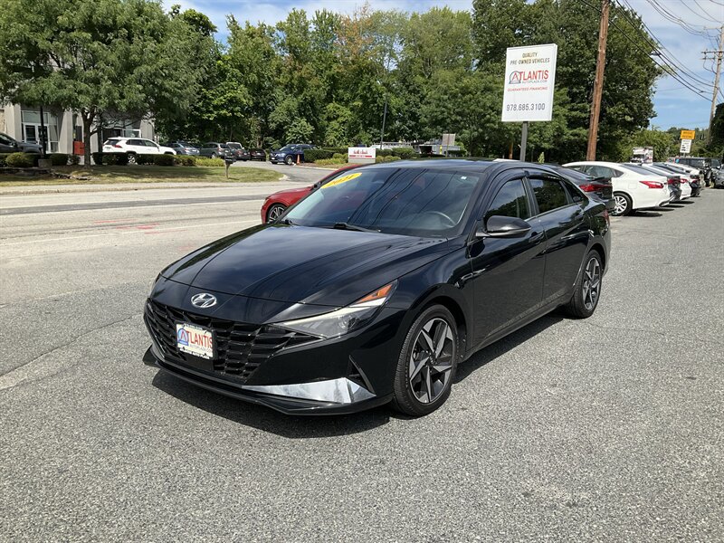 Used 2021 Hyundai Elantra SEL w/ Convenience + Premium Package
