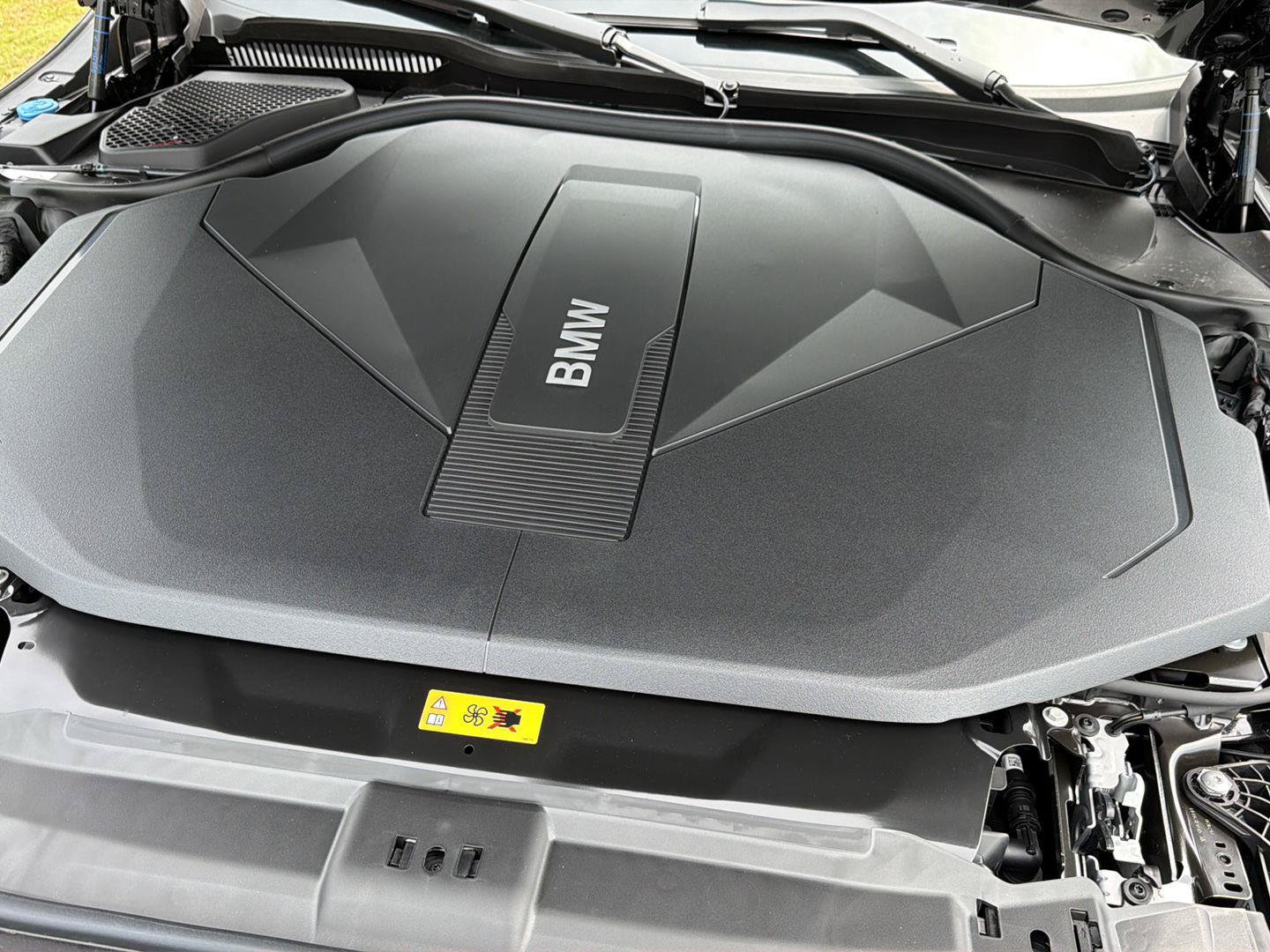 New 2027 BMW i5 eDrive40 w/ Premium Package RWD image 35