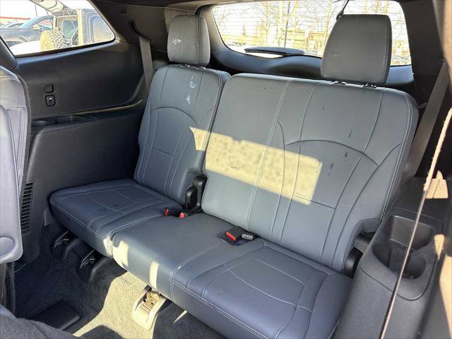 Used 2023 Buick Enclave Premium w/ Experience Buick Package image 16