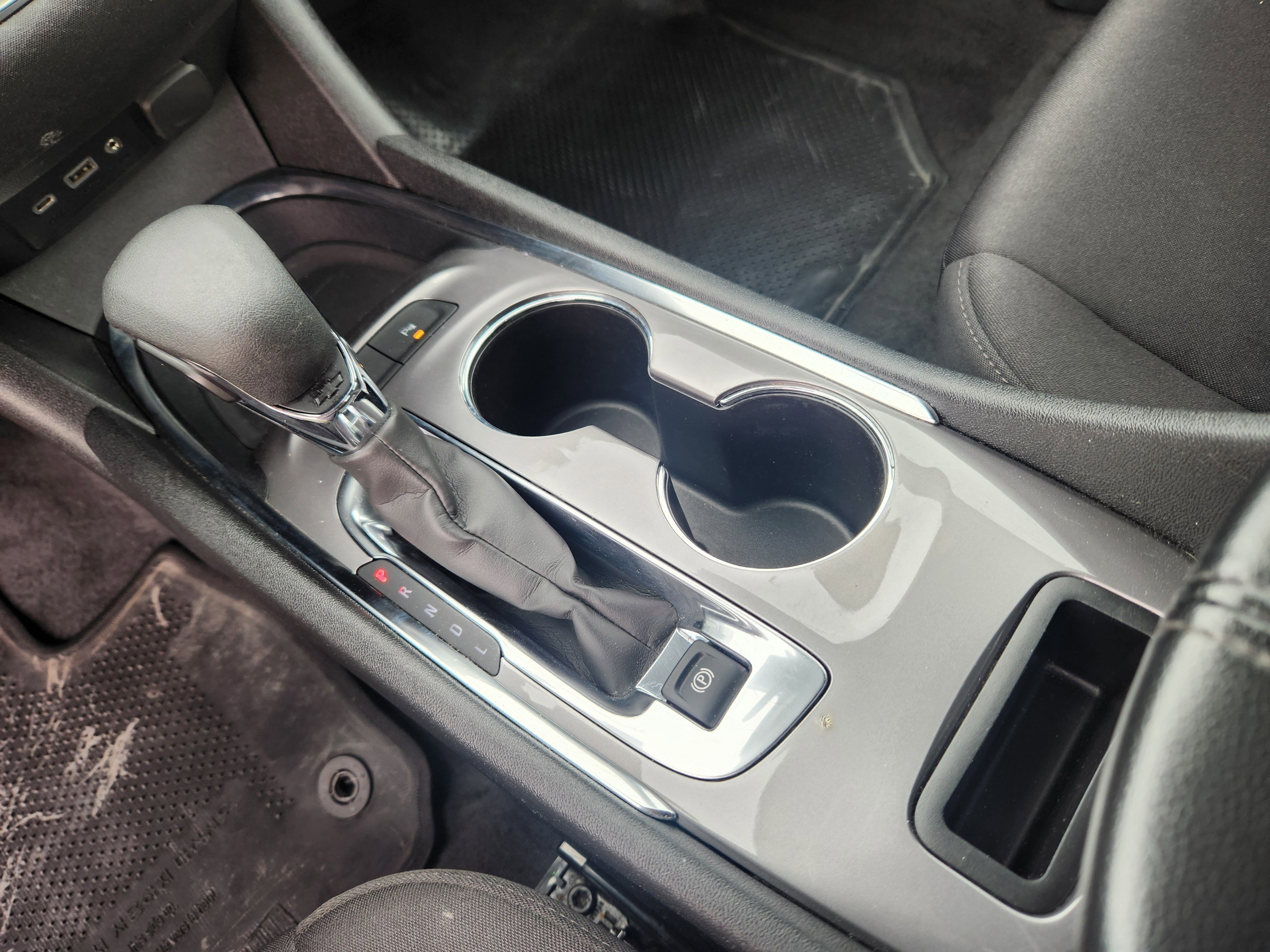 Used 2024 Chevrolet Malibu LT FWD image 17