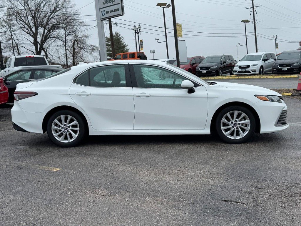 Used 2024 Toyota Camry LE FWD image 2