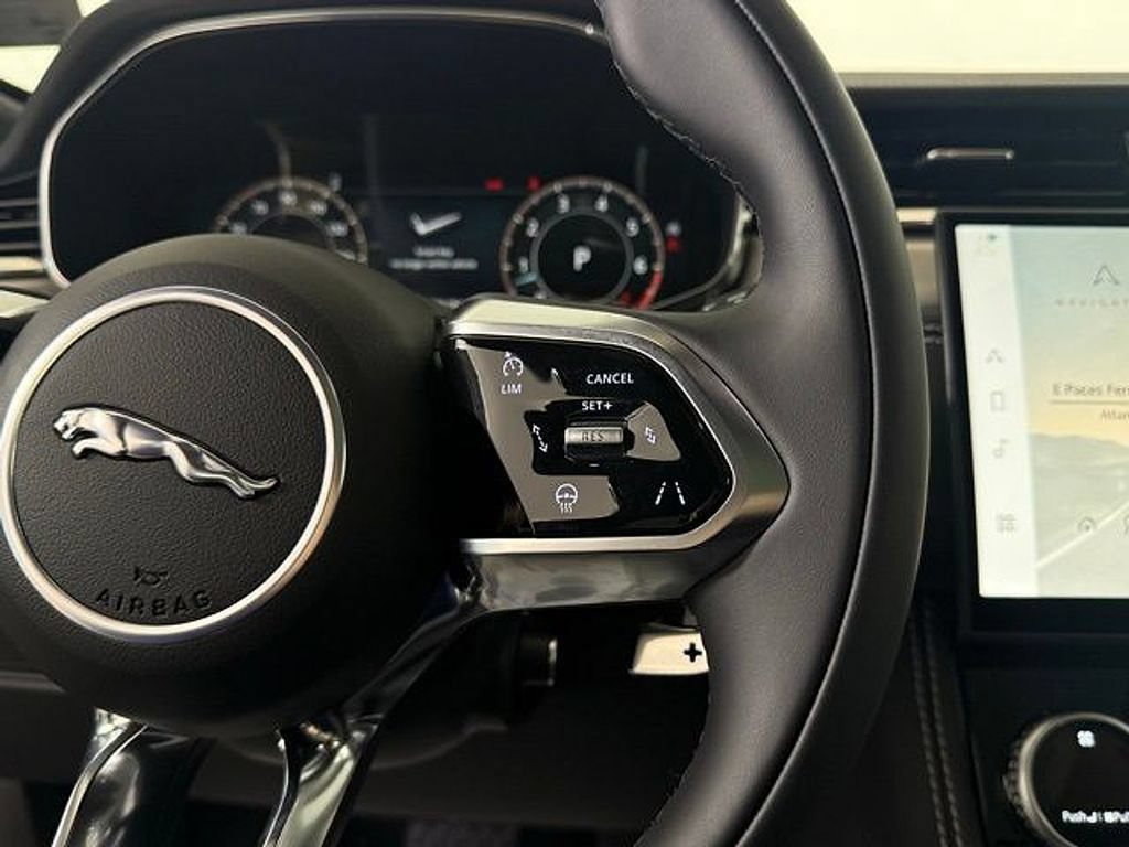 New 2026 Jaguar F-PACE R-Dynamic S AWD/4WD image 39