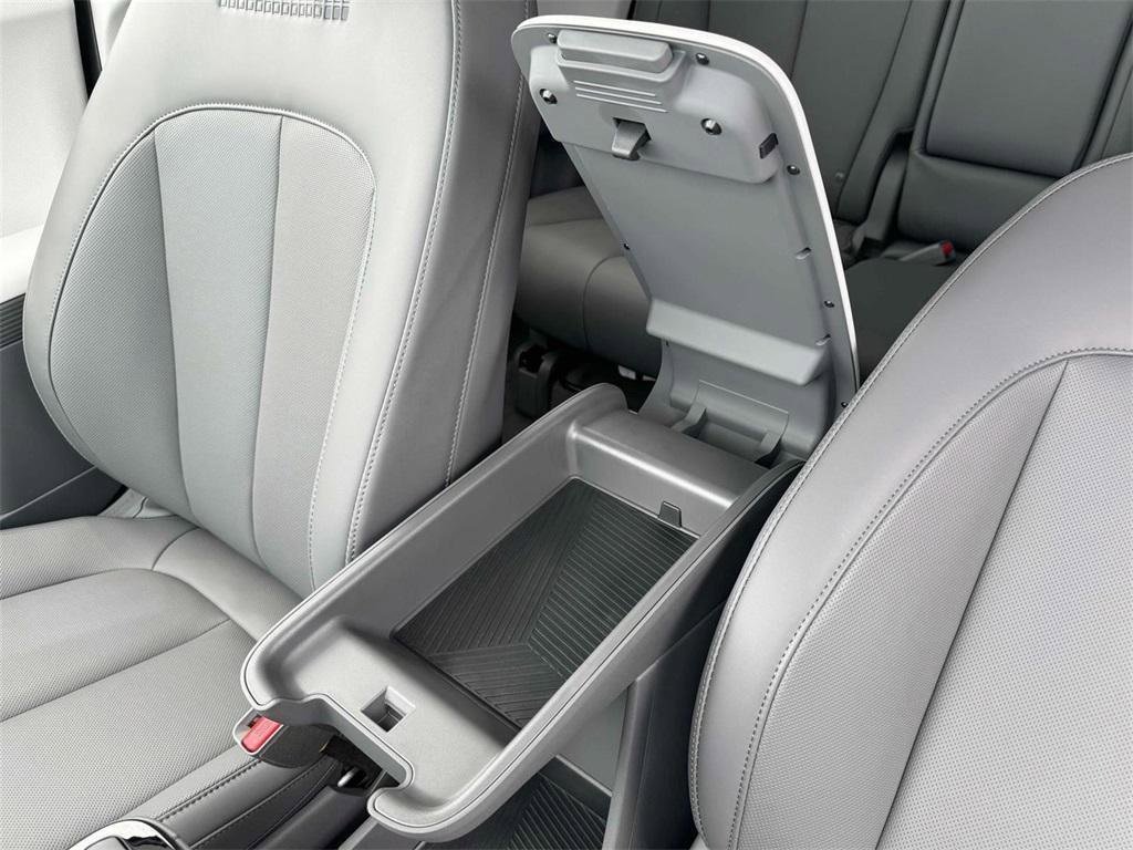 New 2026 Hyundai Ioniq 5 SEL image 18