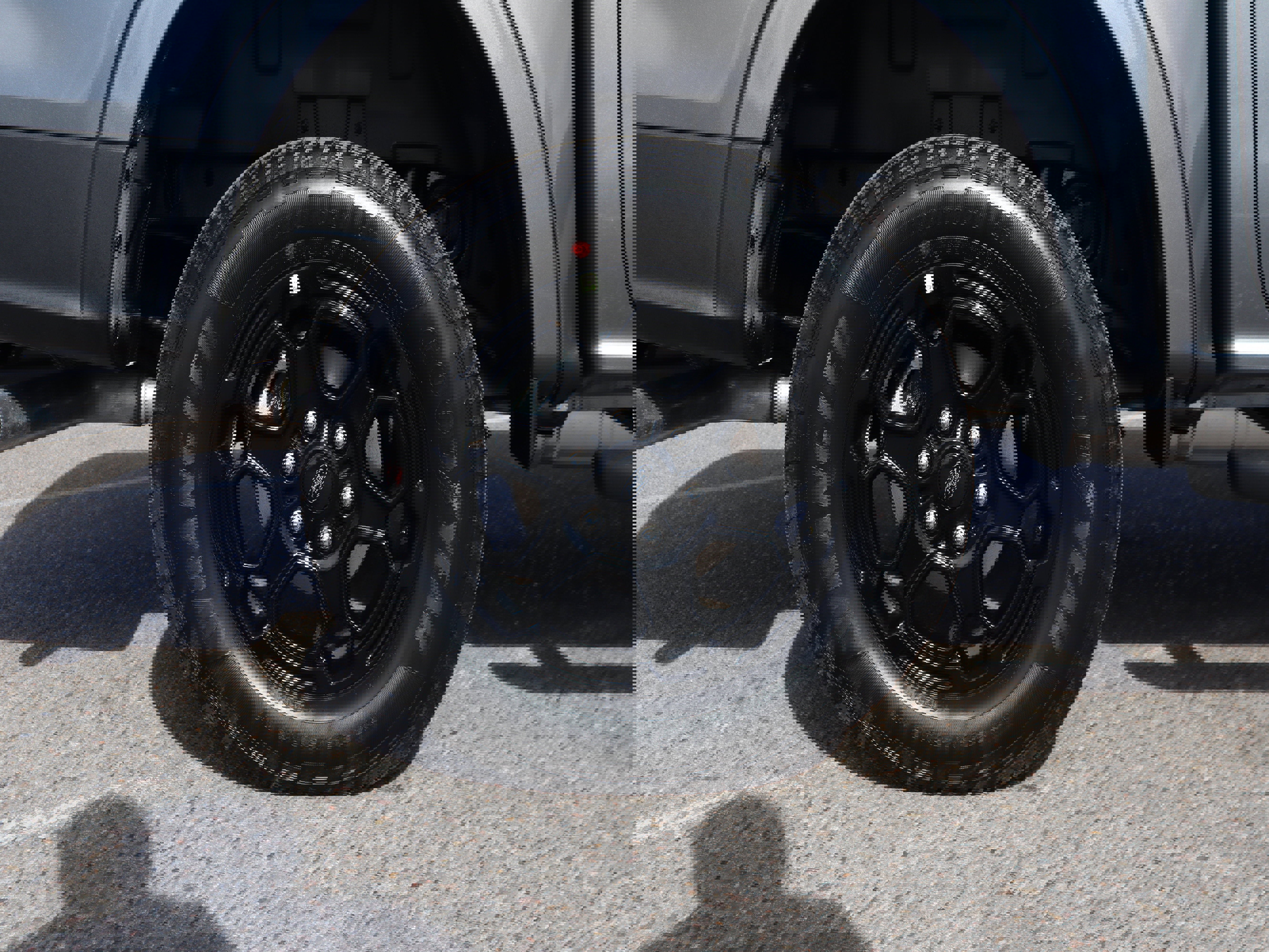 New 2025 Ford Ranger XLT w/ FX4 Off-Road Package image 12