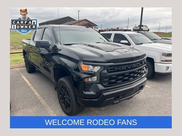 Used 2025 Chevrolet Silverado 1500 Custom Trail Boss w/ Turbomax Blackout Package AWD/4WD image 1