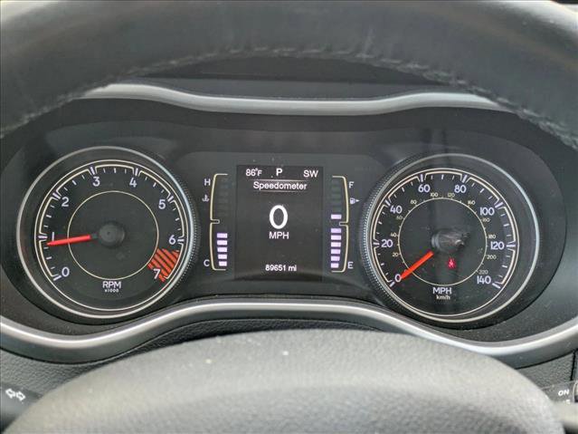 Used 2015 Jeep Cherokee Latitude FWD image 11