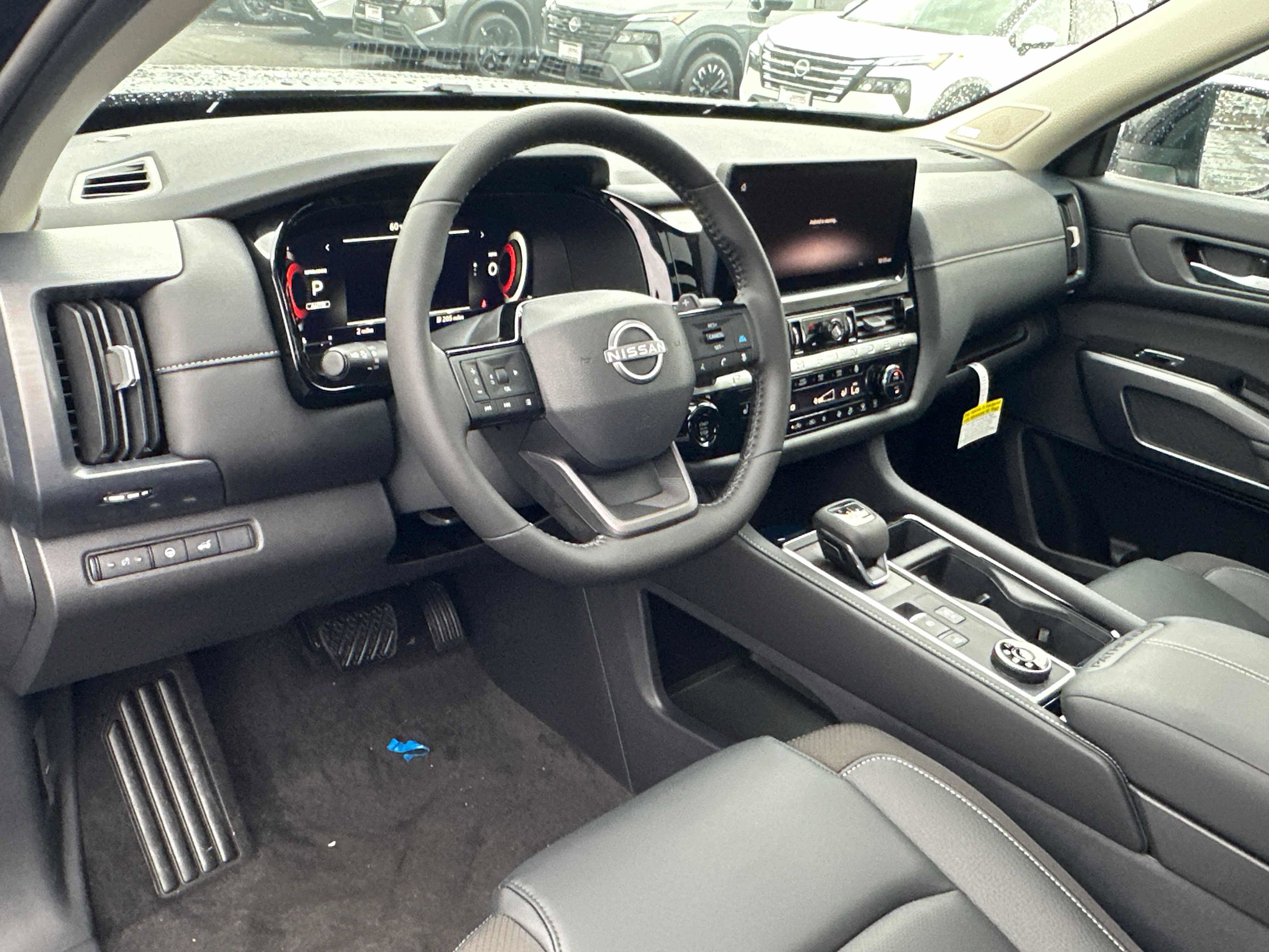 New 2026 Nissan Pathfinder SL w/ SL Premium Package AWD/4WD image 31