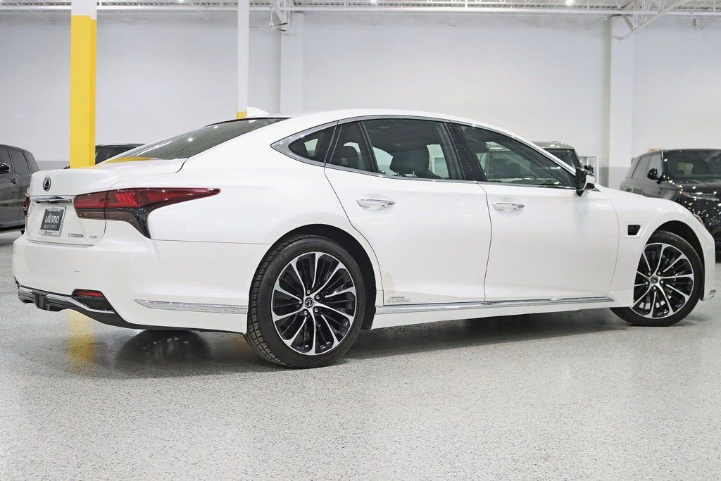 Used 2022 Lexus LS 500h AWD w/ Luxury Package image 9