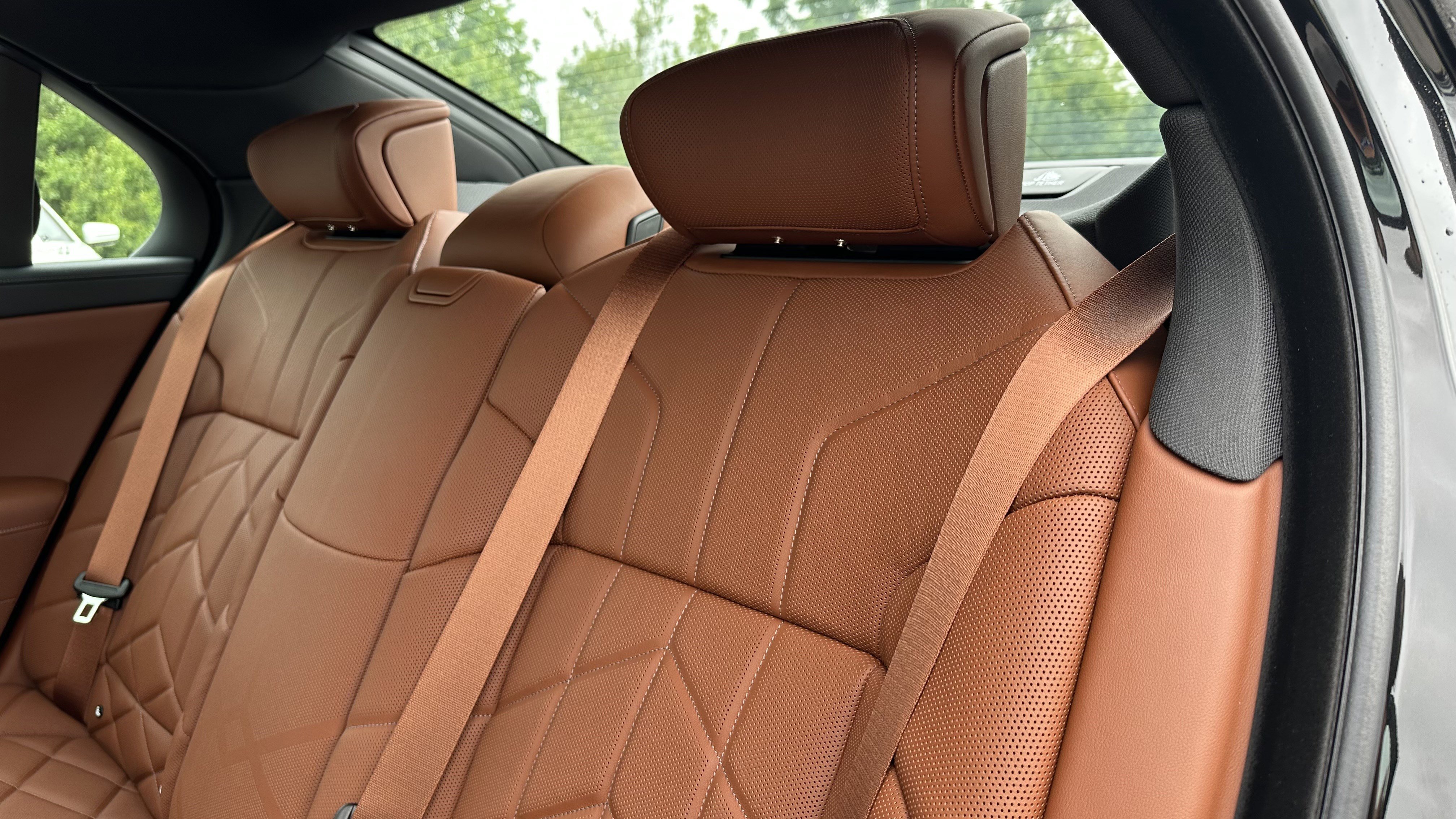 Used 2025 BMW 760i xDrive w/ Executive Package image 33