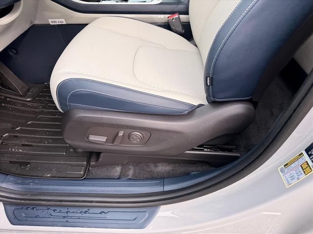 New 2026 Kia Carnival SX Prestige FWD image 7