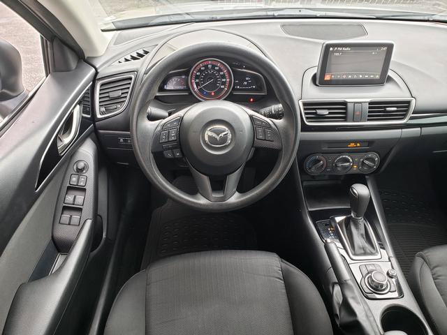 Used 2016 MAZDA MAZDA3 i Sport FWD image 14