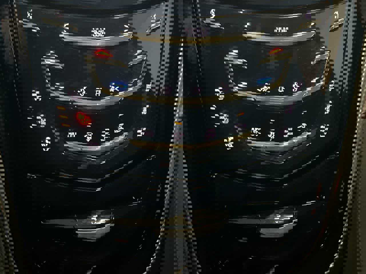 Used 2020 Cadillac Escalade Luxury image 19