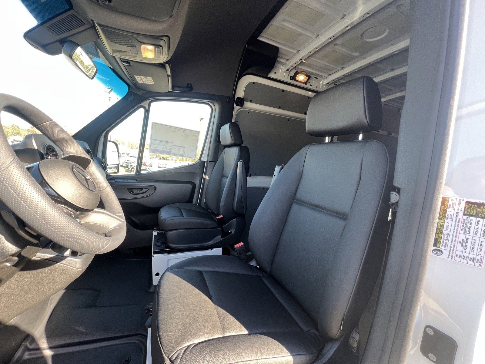 New 2025 Mercedes-Benz Sprinter 2500 image 35