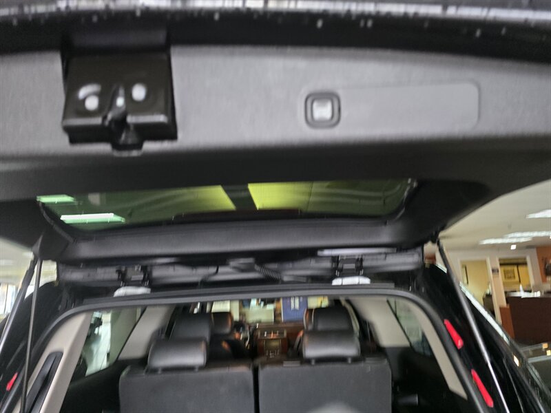 Used 2012 Chevrolet Suburban LTZ AWD/4WD image 37