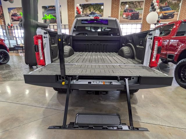 New 2026 Ford F250 Lariat w/ Black Appearance Package image 12