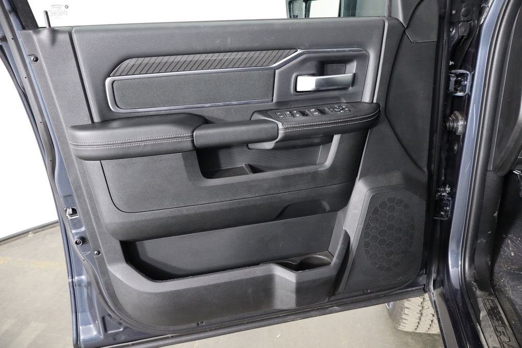New 2026 RAM 2500 Big Horn AWD/4WD image 19