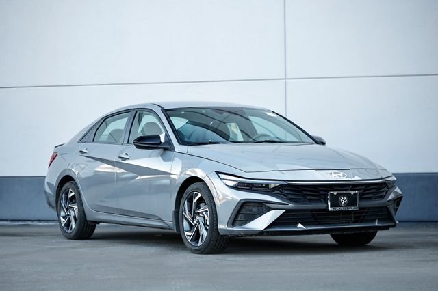 Used 2025 Hyundai Elantra Sport