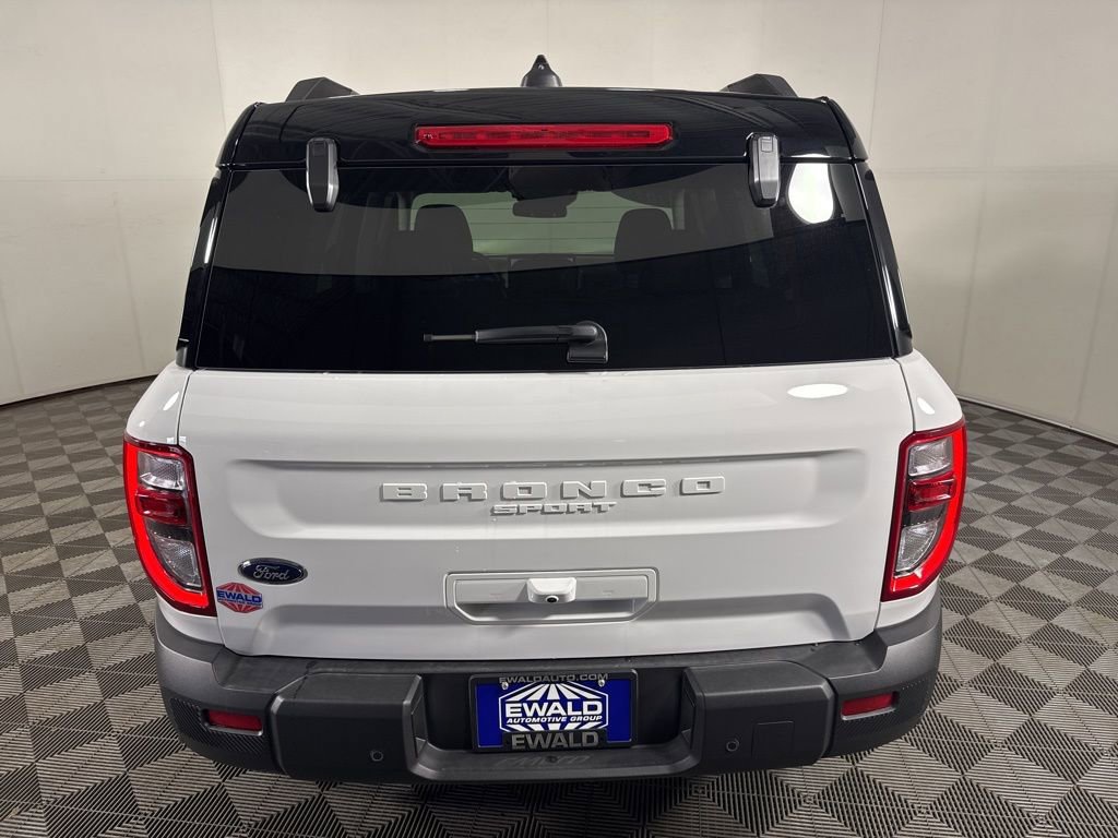 New 2025 Ford Bronco Sport Outer Banks w/ Outer Banks Tech Package+ AWD/4WD image 8
