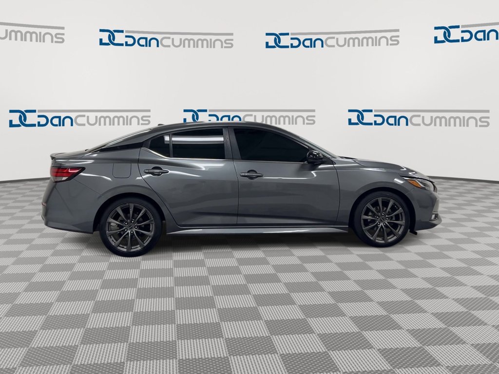 Used 2021 Nissan Sentra SR w/ SR Premium Package FWD image 9