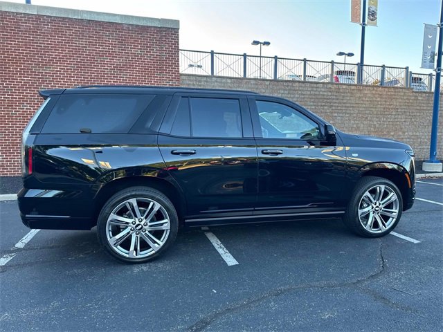 New 2025 Cadillac Escalade Sport w/ Touring Package image 8