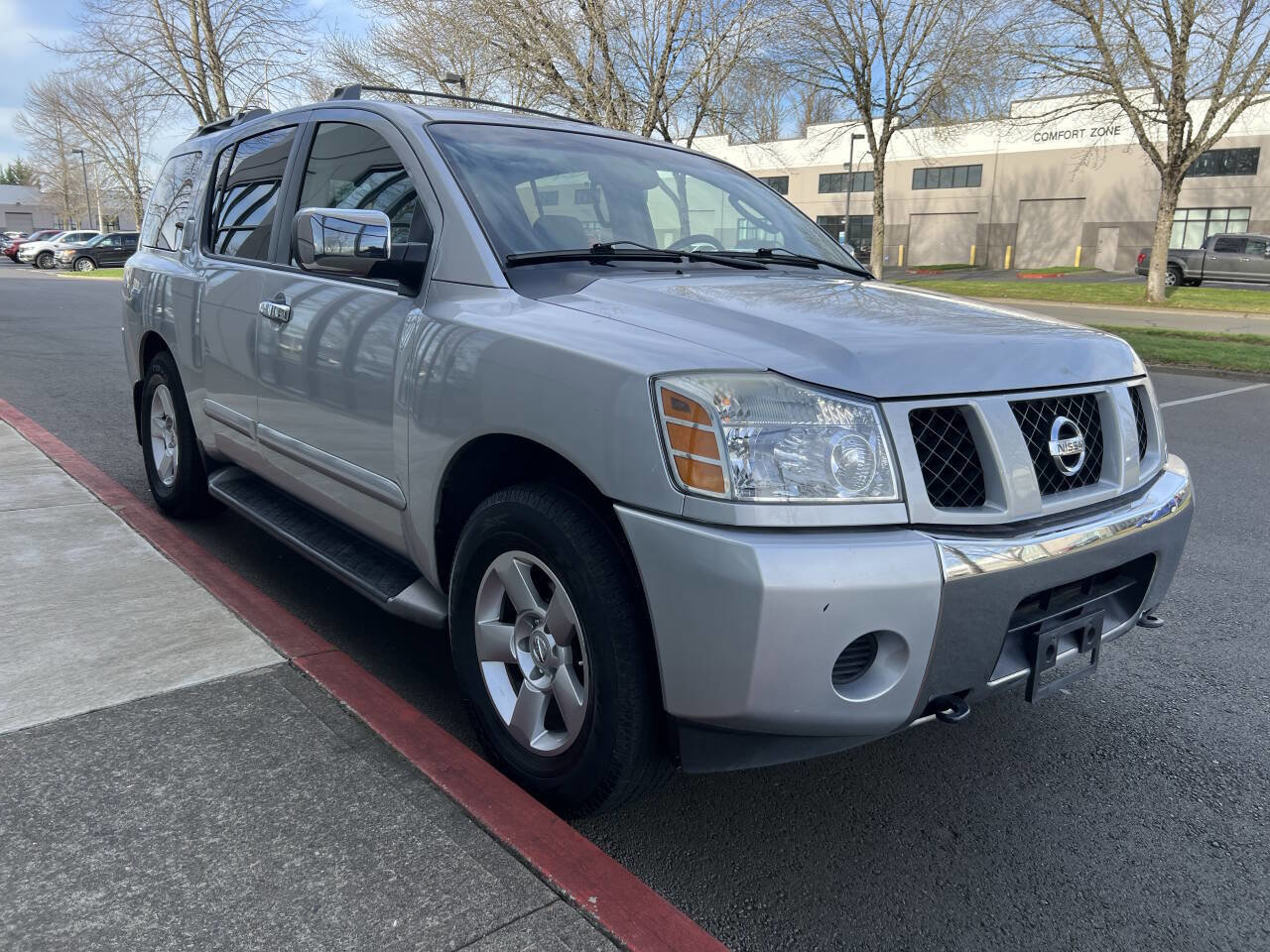 Used 2004 Nissan Armada SE w/ (Tow) Tow Pkg image 2
