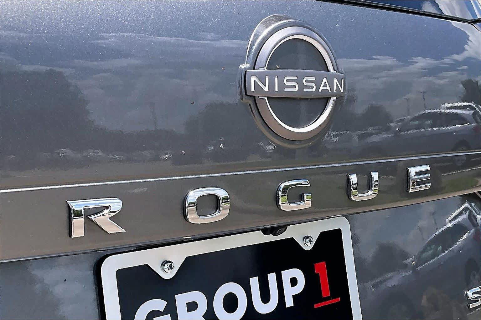 Used 2023 Nissan Rogue SV FWD image 29